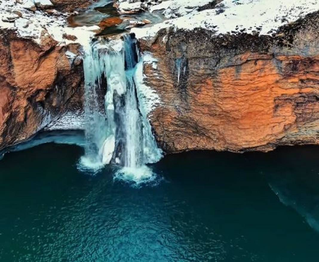 Torosların artık gizli olmayan cenneti: Konya'daki şelaleyi bir de kışın görün 10